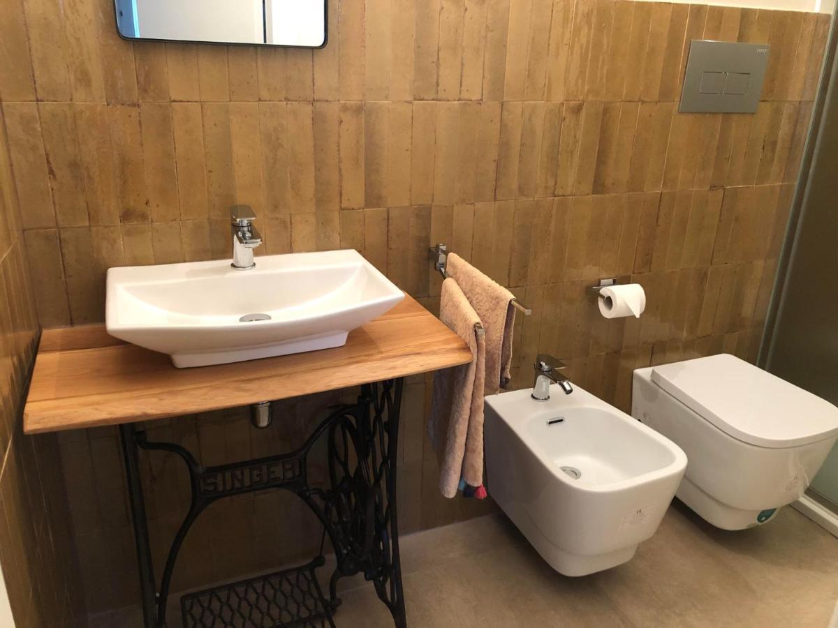 Chicchi Di Melograno Bed & Breakfast Modica Bagian luar foto