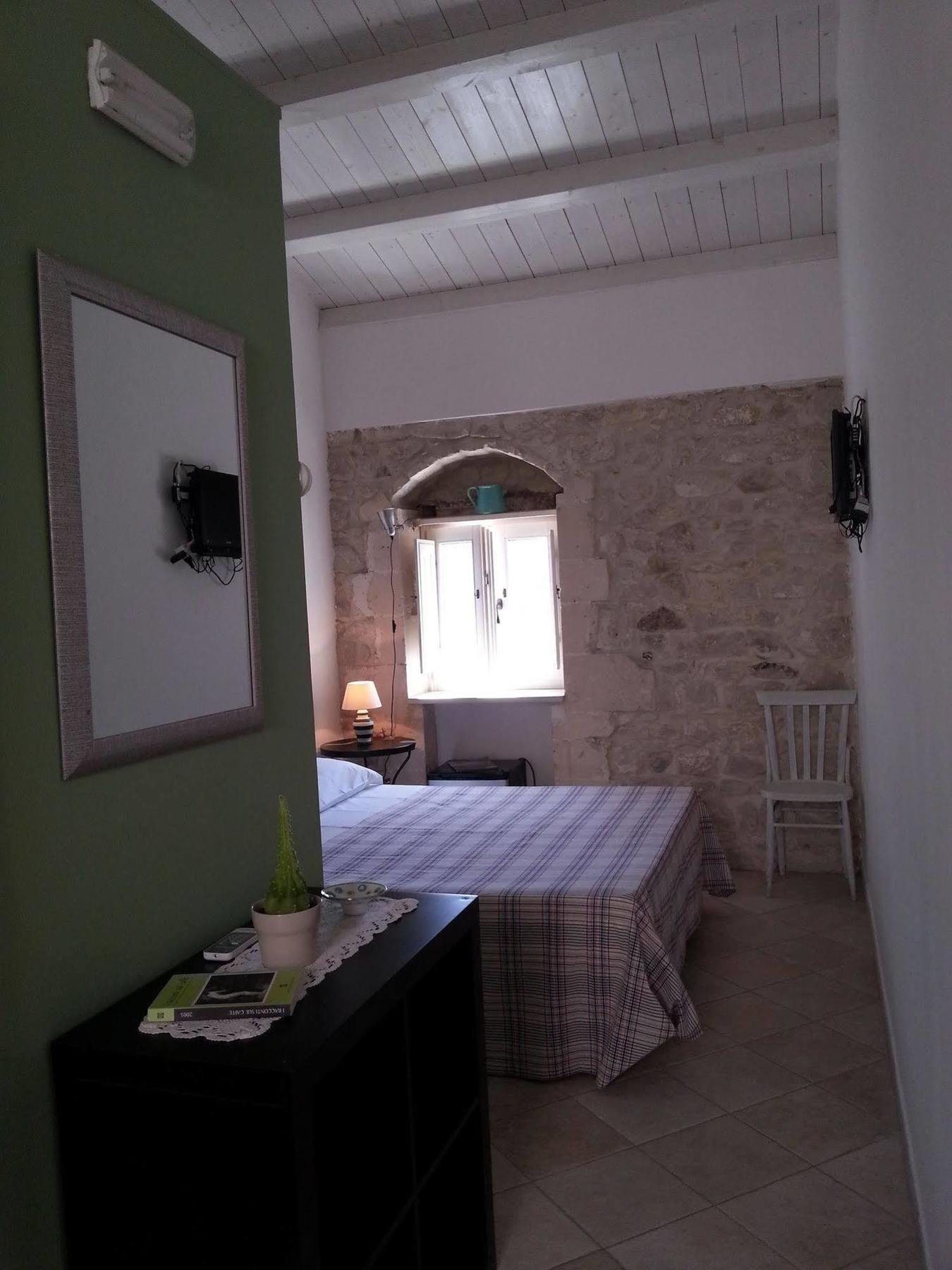 Chicchi Di Melograno Bed & Breakfast Modica Bagian luar foto